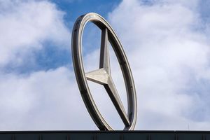 Mercedes-Benz krankt am schwachen China-Geschäft. - Foto: Soeren Stache/dpa