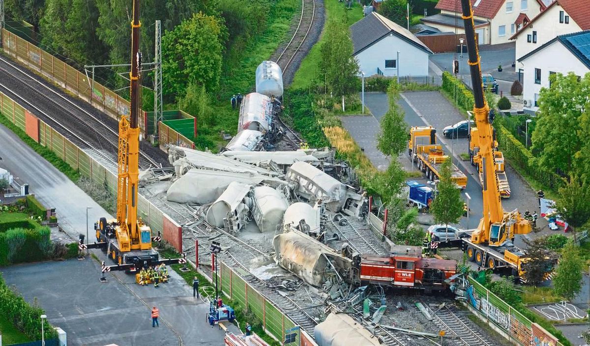 Die Unfallstelle am Tag nach dem Zugunglück mitten in Geseke. Archivfoto: Eickhoff