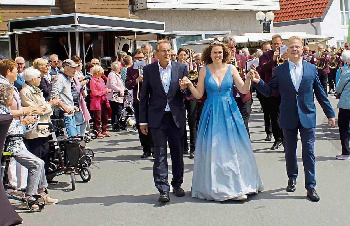 Antje Gerling ist neue Sälzerkönigin in Bad Westernkotten. Gebürtig kommt sie aus Esbeck.