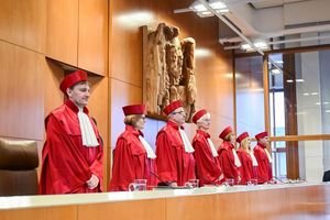 Beim Bundesverfassungsgericht waren mehrere Klagen gegen die Bundestag-Sondersitzungen eingegangen. (Archivbild) - Foto: Uli Deck/dpa