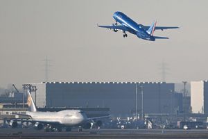 Bislang fliegt die Ita noch selten zum Lufthansa-Drehkreuz Frankfurt. - Foto: Arne Dedert/dpa