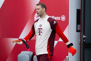 Manuel Neuer musste angeblich das Training abbrechen. - Foto: Sven Hoppe/dpa