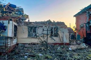 Die Zerstörungen in der von ukrainischen Streitkräften angegriffenen Region Kursk sind massiv, weshalb nun der Ausnahmezustand gilt (Foto aktuell v. 7. August). - Foto: Uncredited/Acting Governor of Kursk region Alexei Smirnov telegram channel/AP/dpa