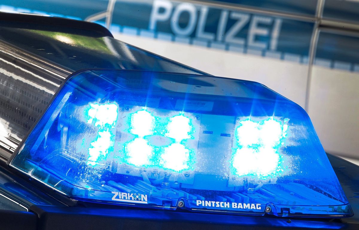 Räuberischer Diebstahl im Baumarkt: Mit der Beute unter der Jacke stürmte ein 31-Jähriger am Mittwoch aus dem Laden an der Erwitter Straße und brauste auf dem Motorrad davon. 