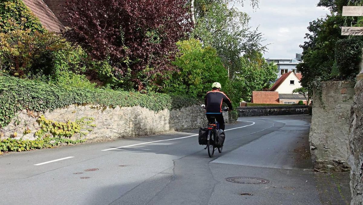 Eine nicht ungefährliche Engstelle gibt es in der Hospitalstraße in Anröchte. Foto: Meschede