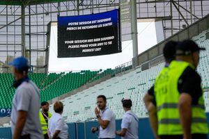 Das Chaos beim Auftakt ins olympische Fußball-Turnier wird nun untersucht. - Foto: Silvia Izquierdo/AP/dpa