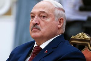 Der als letzter Diktator Europas verschriene Machthaber von Belarus, Alexander Lukaschenko, kann zum Tode Verteilte begnadigen. (Archivbild) - Foto: Mikhail Metzel/Sputnik Kremlin Pool via AP/dpa
