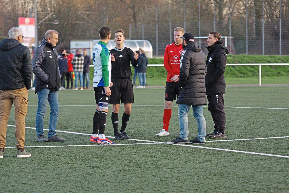 Große Aufregung herrschte in Geseke anlässlich des Abbruchspiels. Nun entscheidet das Sportgericht über den Ausgang. Foto: Schlink