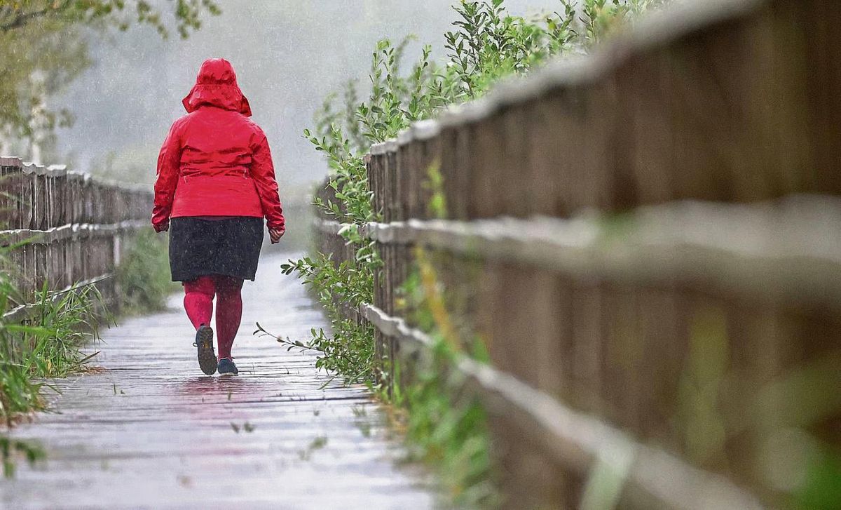 Viele Menschen sind von Einsamkeit betroffen – auch im Kreis Soest. Foto: dpa