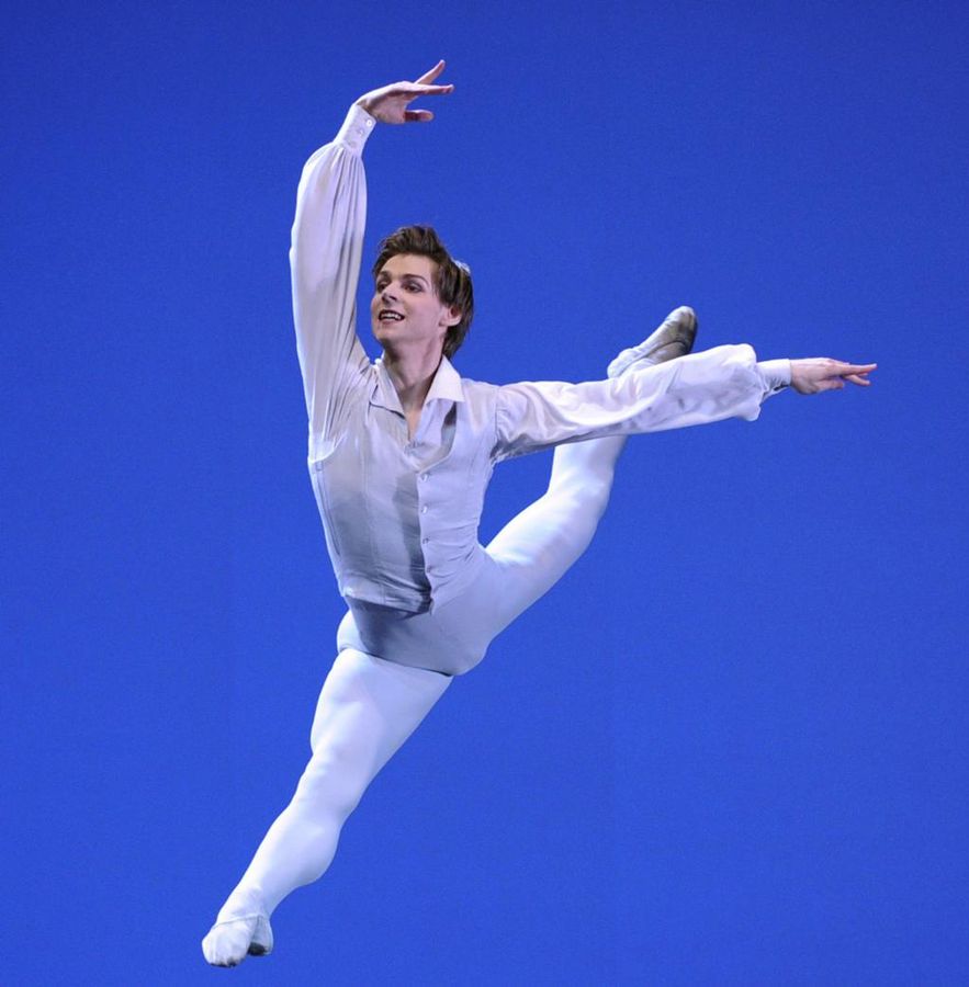 Der prominente Balletttänzer Wladimir Schkljarow ist in St. Petersburg nach Angaben des Mariinski-Theaters auf tragische Weise ums Leben kommen. (Archivbild) - Foto: Rainer Jensen/dpa