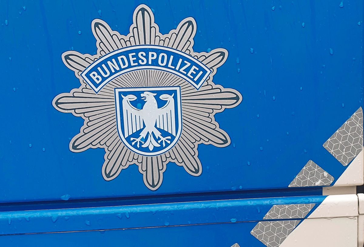 Ein Lippstädter hat heute am Essener Hauptbahnhof Bundespolizisten angegriffen. Symbolfoto: Tuschen