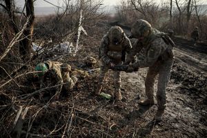 WEF-Umfrage: 2025 stehen bei Risiken Krieg und Konflikte an erster Stelle. - Foto: Oleg Petrasiuk/Ukrainian 24th Mechanised brigade/AP/dpa