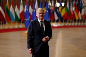 Für Bundeskanzler Scholz muss die EU-Kommission einen Weg finden, dass Strafzahlungen nicht die Liquidität der Unternehmen beeinträchtigt. - Foto: Geert Vanden Wijngaert/AP/dpa