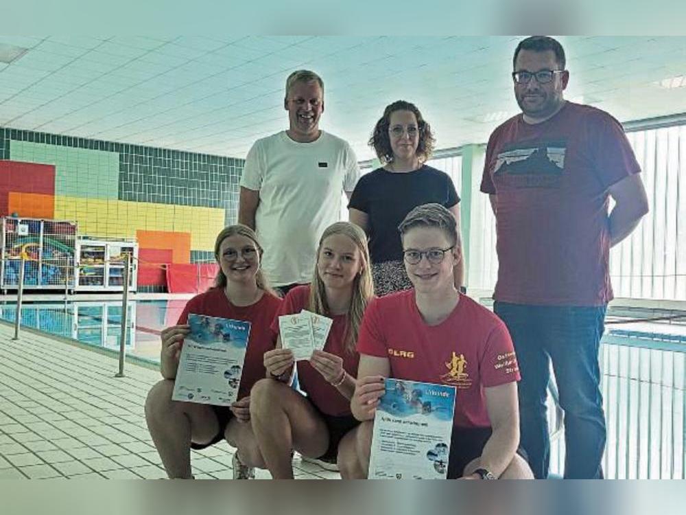 Im Rahmen des Förderprogramms „NRW kann schwimmen“ finden in den Ferien Schwimmkurse für Kinder statt.