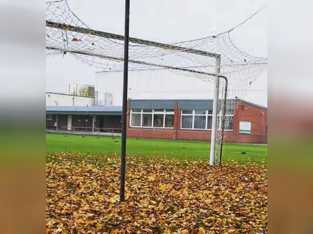 Damit die Lüning-Gruppe in Benteler erweitern kann, wird ein Teil des Sportplatzes zum Schützenplatz.