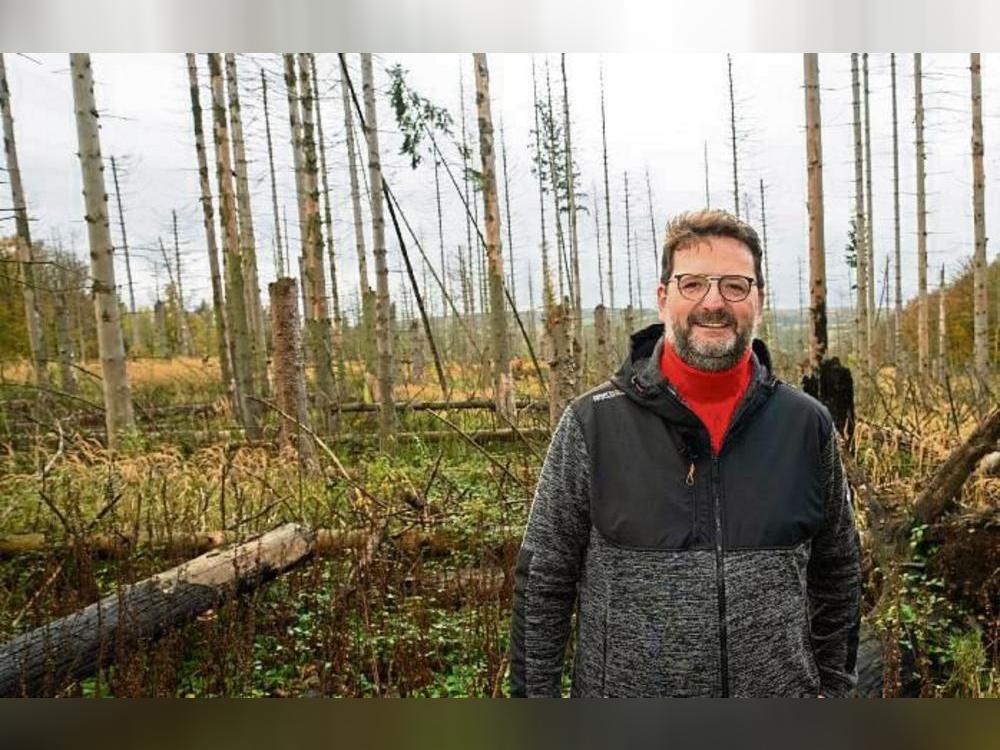 Prof. Dr. Harald Laser freut sich auf die Vernetzung und die interdisziplinäre Zusammenarbeit für einen widerstandsfähigen Zukunftswald.