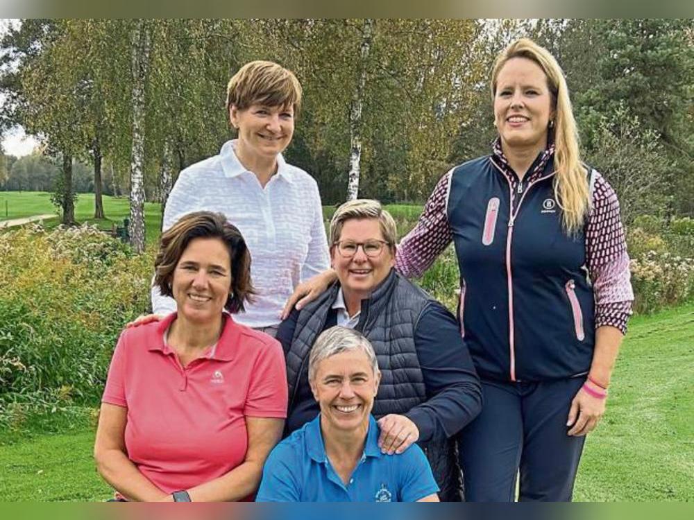 Das neue Ladies-Captains-Team im Golfclub Lippstadt (v.v.l.): Birgit Wördehoff, Doris Winkler, Gudrun Parensen sowie (h.v.l.): Claudia Schäfer und Jennifer Kunau.