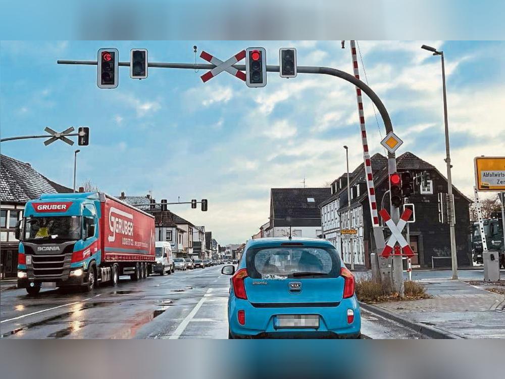 Die Umgehungsstraßen sollen den innerstädtischen Verkehr in Erwitte entlasten. Über den aktuellen Stand der Planung referierte die Deges im Rat. Foto: Dietz