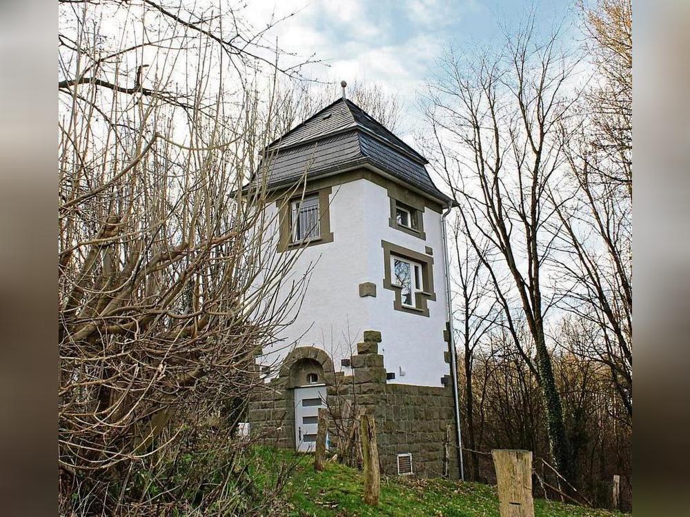 Im Januar soll das Mikroappartment im Trafoturm fertig sein. Foto: Mintert