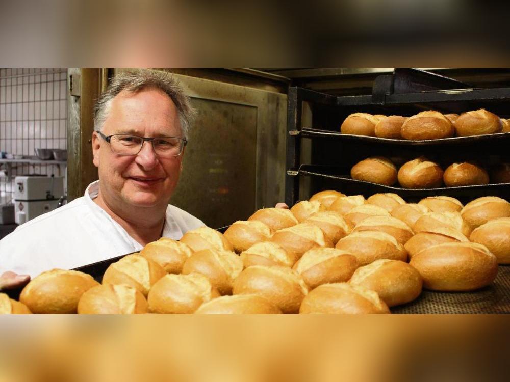 Bäckermeister Detlef Kunkel wird seine Bäckerei Wietfeld mit drei Standorten in Lippstadt schließen. Bis Ende April 2025 geht es weiter. Archivfoto: Schwade