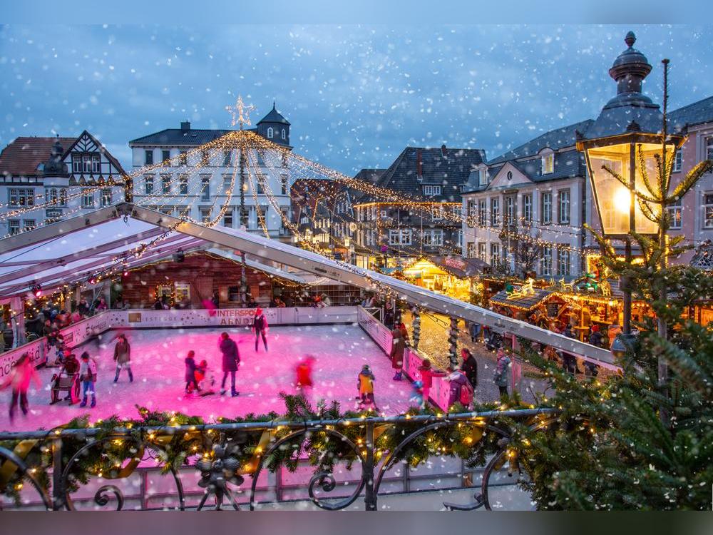 An den letzten Weihnachtsmarkt-Tagen in Lippstadt zeigen Polizei und Ordnungsamt noch einmal mehr Präsenz als ohnehin schon.