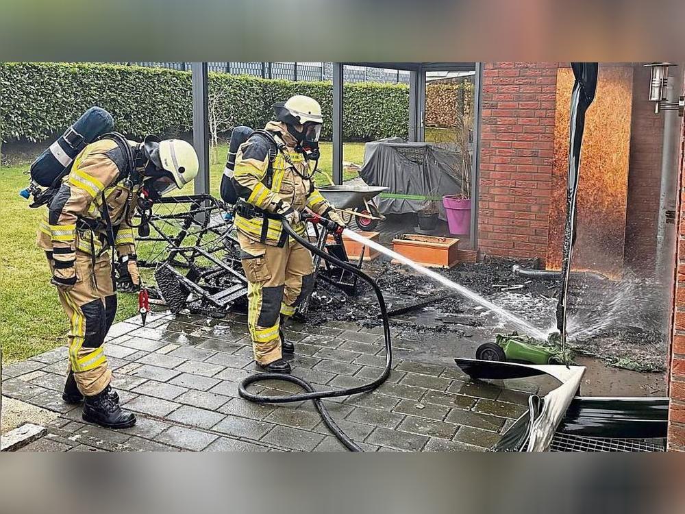 Brände zu löschen ist nur ein Teil der Arbeit der Feuerwehr Anröchte: 2024 rückte sie zu insgesamt 183 Einsätzen aus. Archivfoto: Feuerwehr