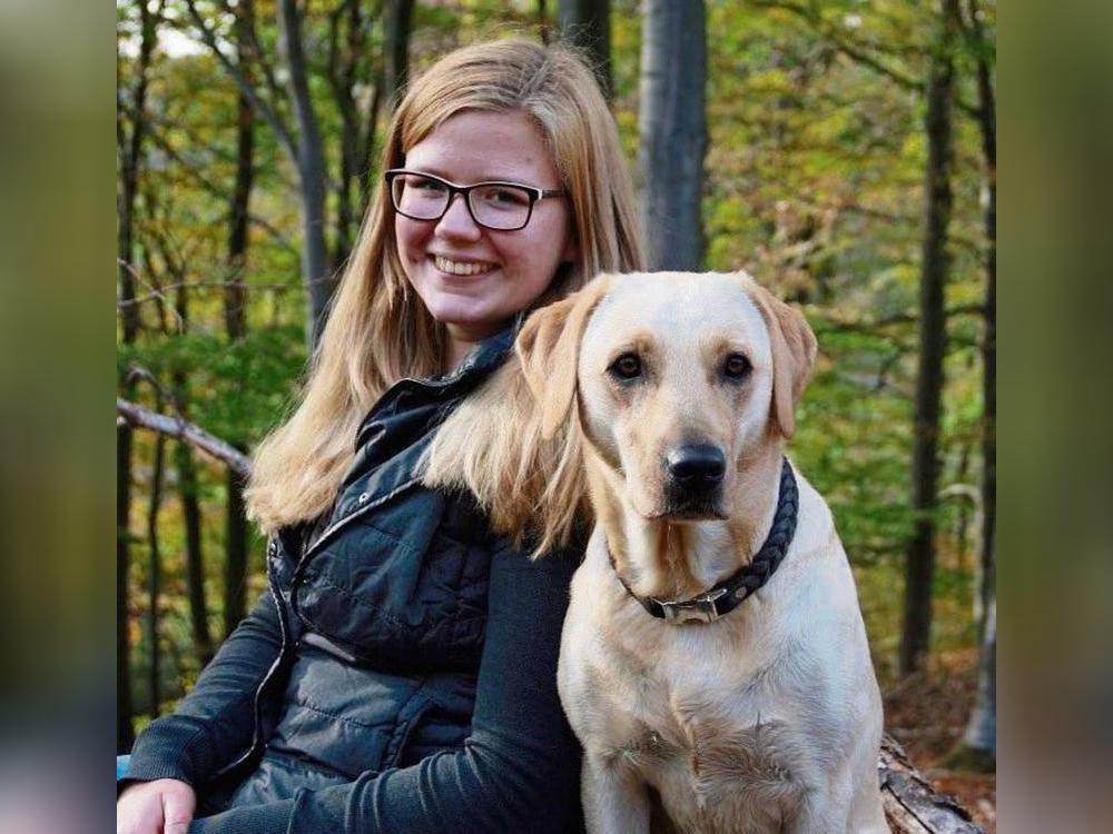 Ab Mai übernimmt Hundetrainerin Saskia Latta das Ausbildungszentrum für Hundetrainer OWL und bietet dort eine praxisorientierte Ausbildung an.