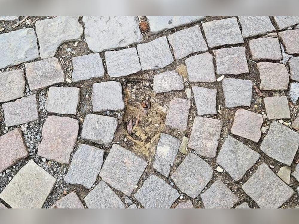 Manche Stelle schreit förmlich nach Sanierung in Rüthens Innenstadt. Foto: Stallmeister