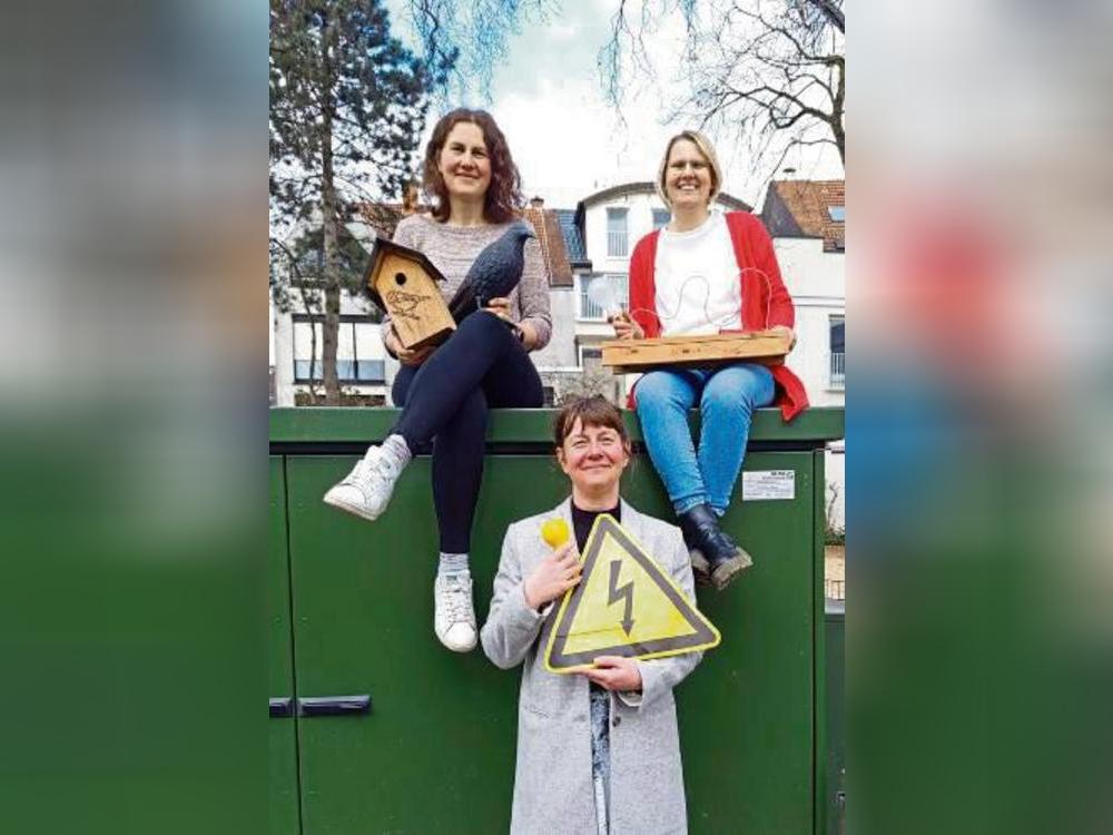 Elisa Stellmacher, Sonja Kiekens und Sabrina Janetzky vom Familienbüro gehen in den Osterferien mit Kindern auf spannende Forschungsexpeditionen.