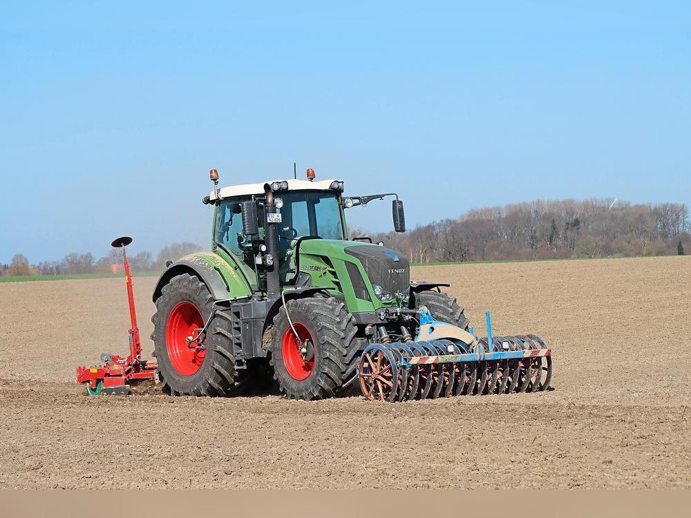 Die Landwirte im Kreis Soest konnten das schöne Frühjahrswetter nutzen und viele der anfallenden Feldarbeiten zügig und bodenschonend erledigen.