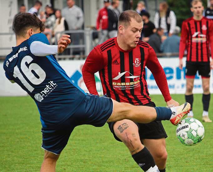 Der SV 03 Geseke (in Rot-Schwarz) hat die Niederlage gegen Bad Sassendorf abgehakt und blickt nach vorn. Foto: Heinke