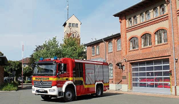 Hat wohl 2032 ausgedient: die Feuerwache an der Geiststraße. Für den Neubau an anderer Stelle werden auf Grundlage einer groben Kostenschätzung in den nächsten acht Jahren 46,5 Mio. Euro veranschlagt. Archivfotos: Osmic / Eickhoff / N. Wissing