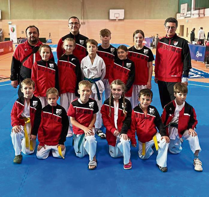 Allen Grund zur Freude hatte die Taekwondoabteilung des TV Kallenhardt. Beim internationalen Eschweiler Jugend-Cup war das Team die zweitbeste Mannschaft.