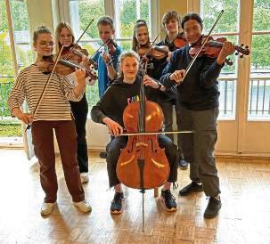 Junge Streicher der Conrad-Hansen-Musikschule.