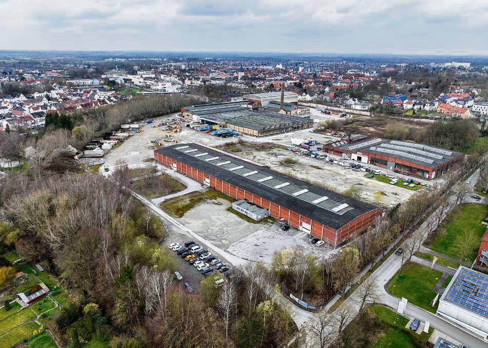 Das Uniongelände aus der Luft – schräg rechts verläuft die Weißenburger Straße: Der Bebauungsplan soll am Donnerstag im Stadtentwicklungsausschuss beschlossen werden – eine Gruppe des Klimanetzwerkes hält den Plan für eine „vorschnelle Lösung“. Archivfoto: Eickhoff