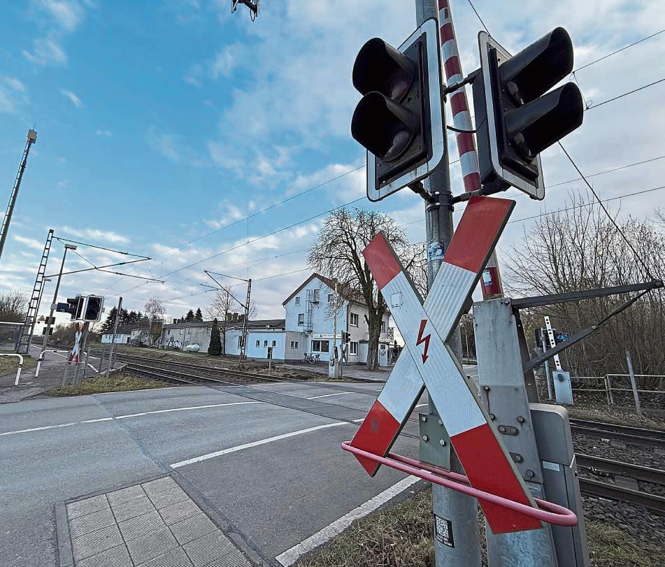 Mal eben zum Einkaufen von Dedinghausen nach Esbeck oder von Esbeck zur Grundschule? Ab Montag, 3. März, wird der Verkehr rund um Am Kusel ausgebremst. Stadtwerke und Stadtentwässerung bauen. Die Maßnahme dauert rund sechs Wochen. Foto: Mund