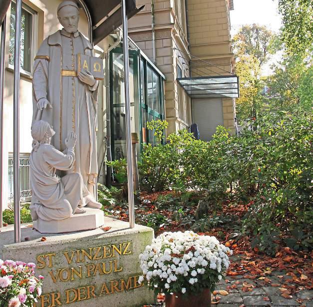 Seit über 100 Jahren sind die Mitbrüder der Ordensgemeinschaft an der Lippstädter Oststraße ansässig. Foto: Puls