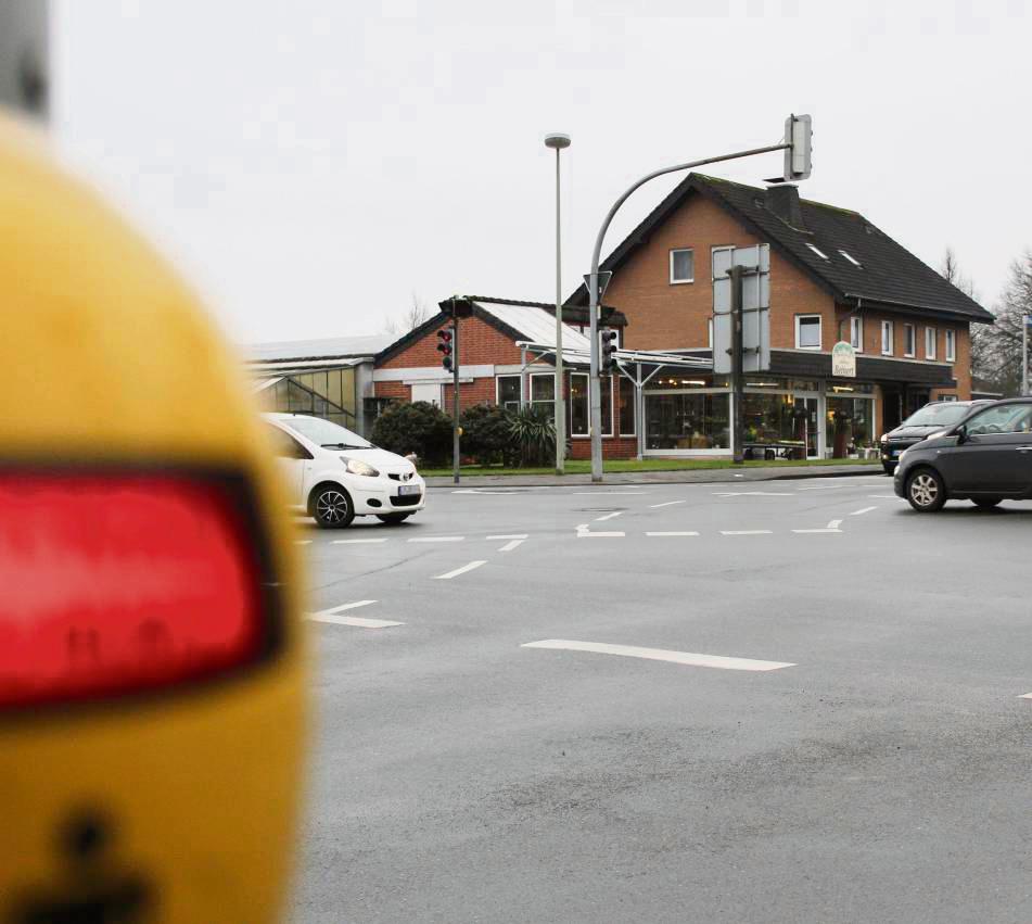 An dieser Stelle soll ein Kreisverkehr mit 30 Metern Durchmesser entstehen. Foto: Mintert