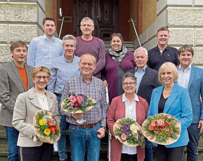 Gleich vier Dienstjubiläen wurden jetzt bei der Stadtverwaltung gefeiert. Foto: Stadt Geseke