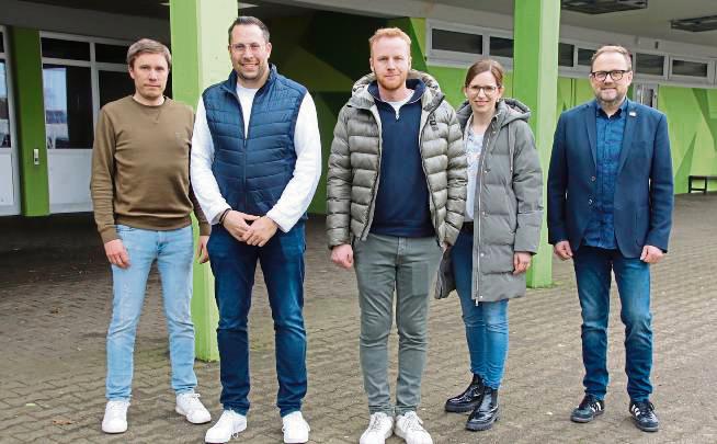 Freuen sich schon auf den Anröchter Frühlingsempfang: (v.l.) Matthias Bigge, Fabian Knorr, Stefan Heuken, Julia Redder und Alfred Schmidt. Foto: Meschede