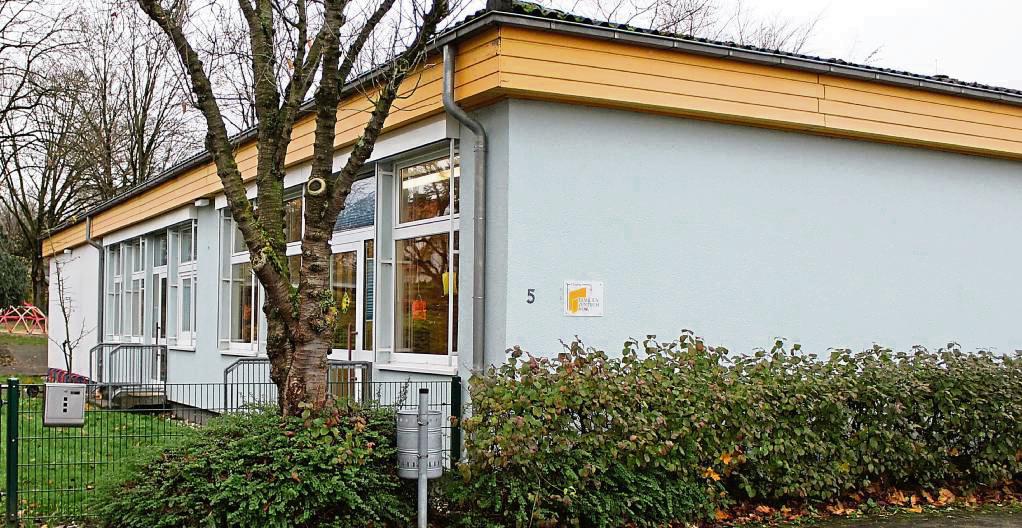 Anfang nächsten Jahres soll der alte, marode Gemeindekindergarten in Anröchte abgerissen werden. Foto: Mintert