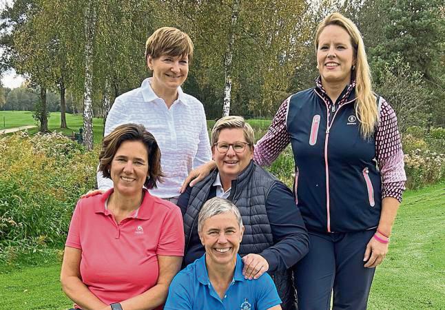 Das neue Ladies-Captains-Team im Golfclub Lippstadt (v.v.l.): Birgit Wördehoff, Doris Winkler, Gudrun Parensen sowie (h.v.l.): Claudia Schäfer und Jennifer Kunau.