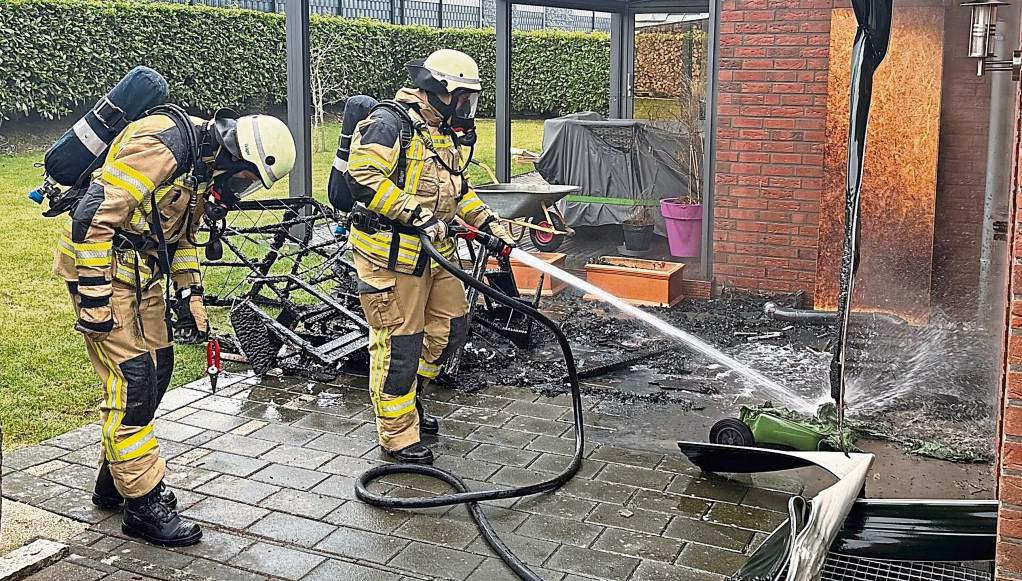 Brände zu löschen ist nur ein Teil der Arbeit der Feuerwehr Anröchte: 2024 rückte sie zu insgesamt 183 Einsätzen aus. Archivfoto: Feuerwehr