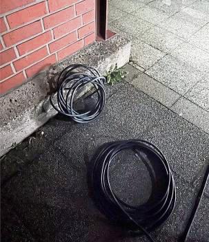 Schnipp, schnapp, Kabel ab: Kabeldiebe waren in Bad Sassendorf unterwegs. Foto: Polizei