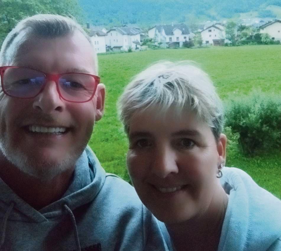 Alpen-Duo: Andrea und Uwe Kahlmeier zogen vor 13 Jahren von Eickelborn in die Schweiz.