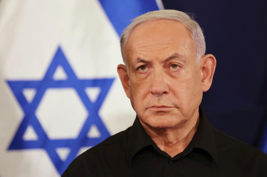 Benjamin Netanjahu, Ministerpräsident antwortet auf die Frage, ob er nach Ende der intensiven Kampfphase bereit sei, mit der Hamas eine Vereinbarung zu treffen, die eine Verpflichtung zur Beendigung des Krieges darstellen würde, mit Nein. - Foto: Abir Sultan/Pool European Pressphoto Agency/AP/dpa