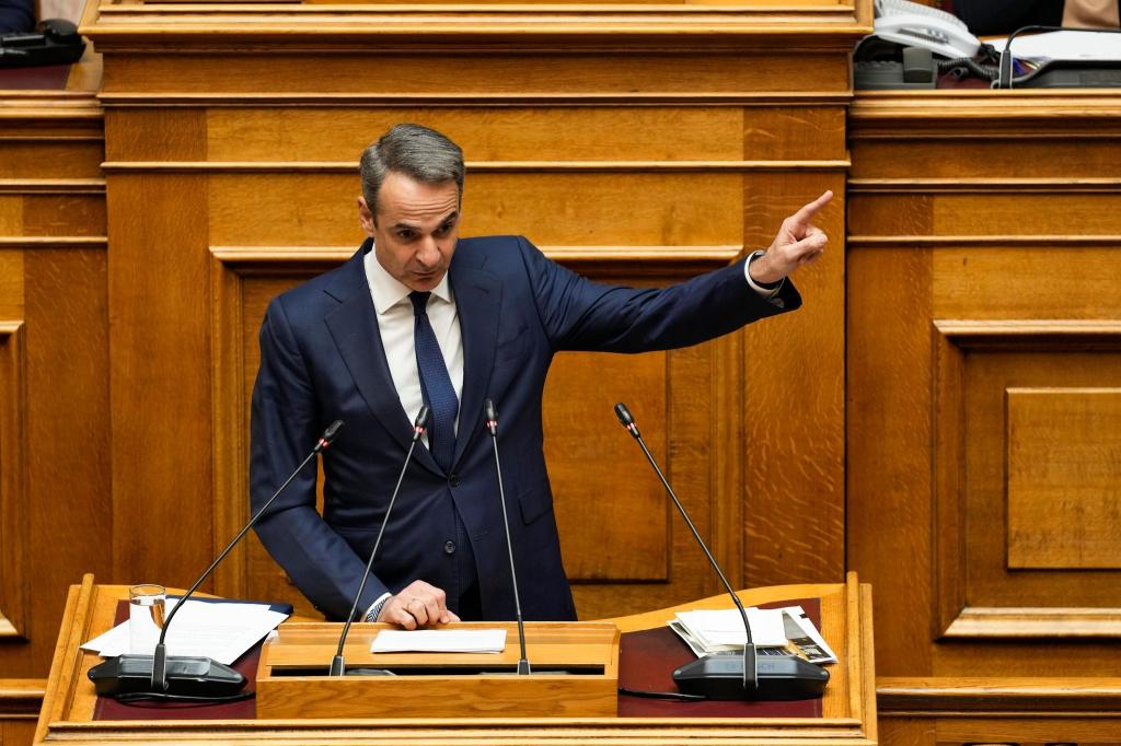 Soll Nordmazedonien wieder «Republik Mazedonien» heißen? Der griechische Ministerpräsident Kyriakos Mitsotakis warnt vor diesem Schritt (Archivbild). - Foto: Petros Giannakouris/AP/dpa