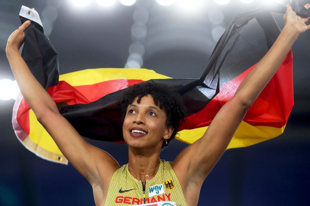 Malaika Mihambo muss auf die deutschen Meisterschaften verzichten. - Foto: Oliver Weiken/dpa