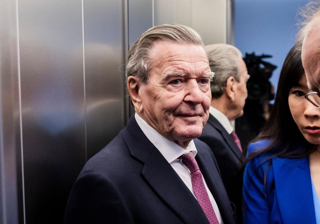 Der ehemalige Bundeskanzler Gerhard Schröder. - Foto: Christoph Soeder/dpa