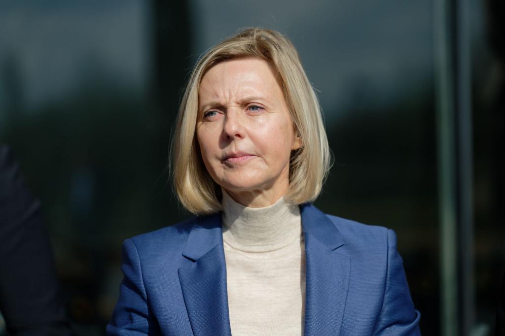 Die ehemaligen Chefin von Microsoft Deutschland, Marianne Janik, soll zum Konkurrenten Google gewechselt sein. (Archivbild) - Foto: Henning Kaiser/dpa